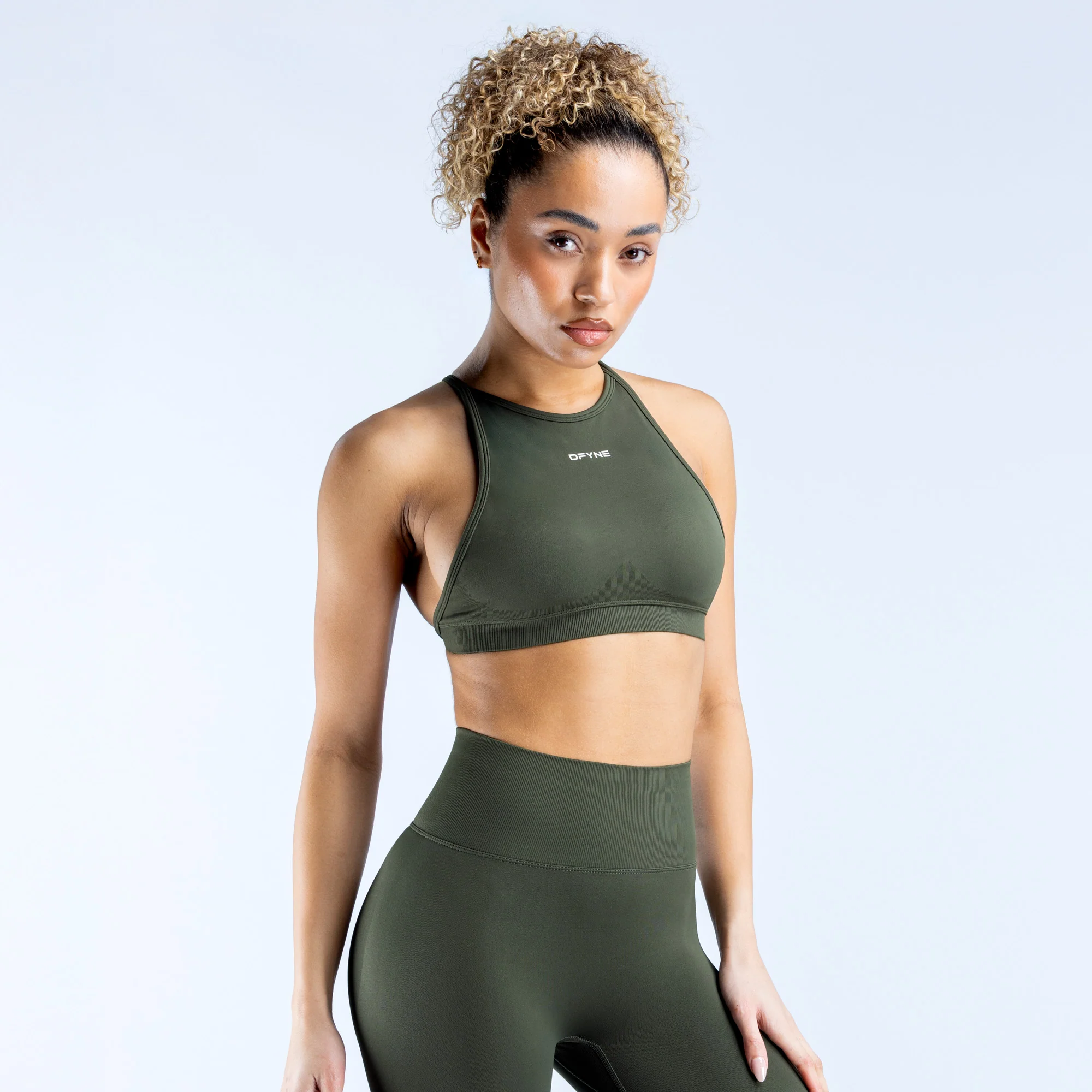 Dynamic High Neck Backless Sports Bra - Image 3